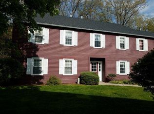 131 N Twin Oaks Ter, South Burlington, VT 05403