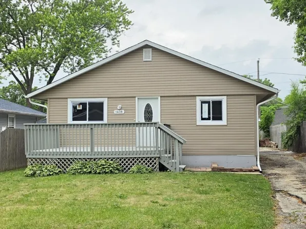 1408 Barberry Ln, Round Lake Beach, IL 60073