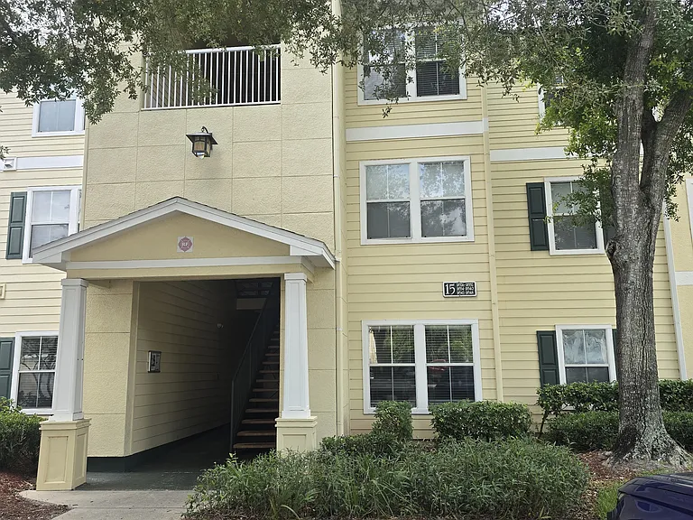 18348 Bridle Club Dr — Photo 2