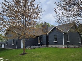 2002 Quail Ridge Rd, Centerville, IA 52544