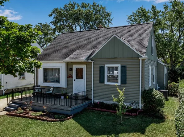 384 Hamilton Blvd, Buffalo, NY 14217