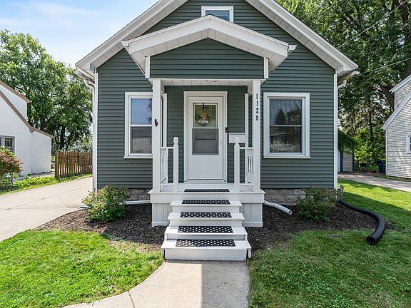 5th image of 1129 Reed St