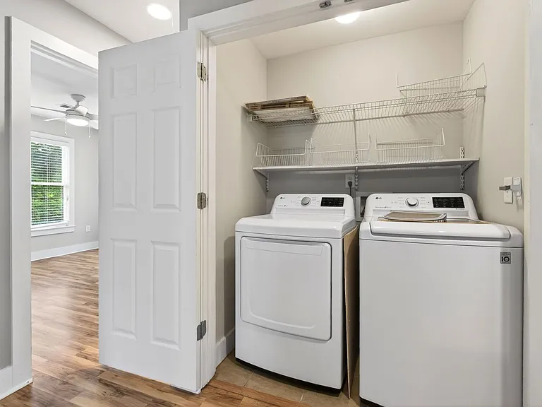 2801 Arborcrest Dr — Photo 17