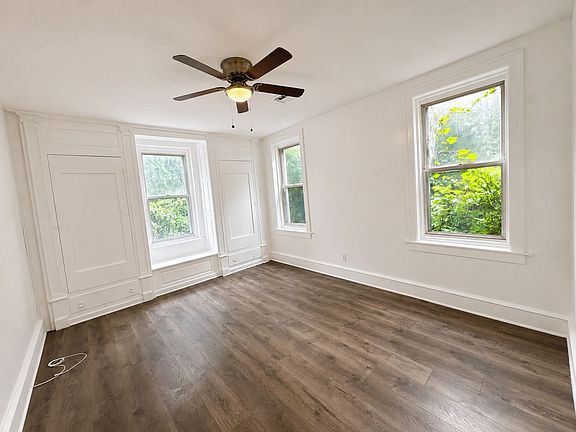 3rd image of 2022 W Ontario St Floor 2