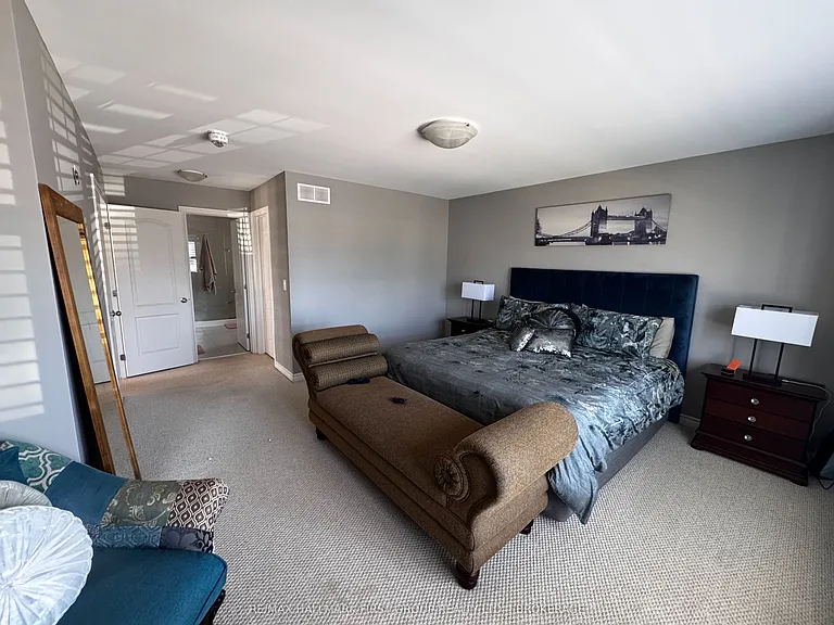 1098 Woodhaven Dr — Photo 32