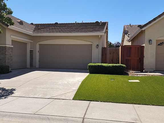 3rd image of 3330 Mas Amilos Way