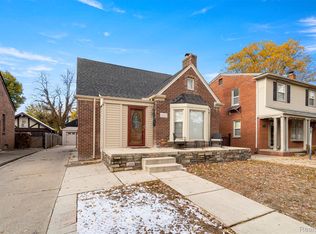 2045 N York St, Dearborn, MI 48128
