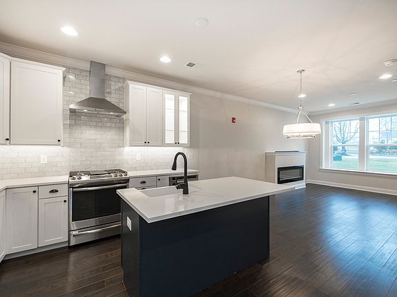 Open Concept Main Level