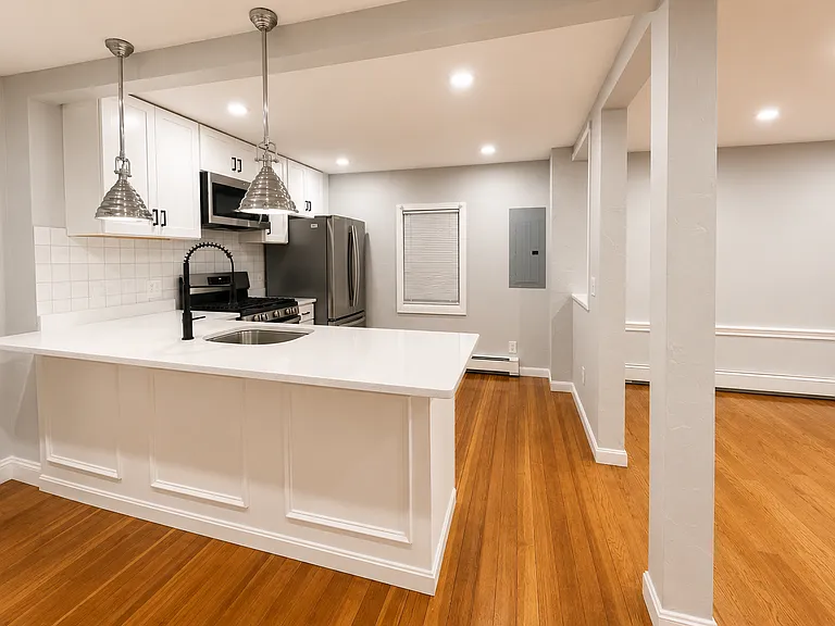 25 Alice St #1F — Photo 2