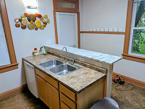 213 Dana Ave — Photo 4