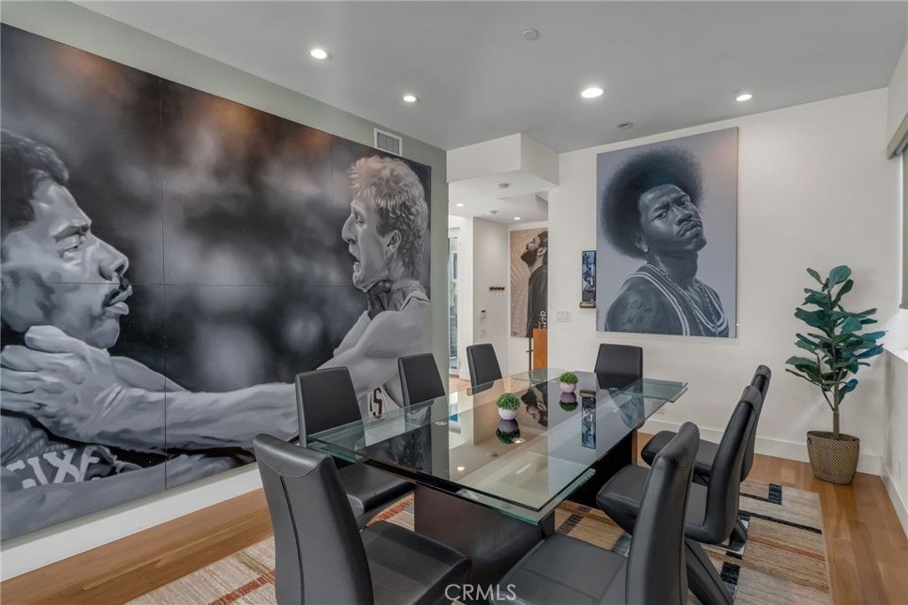302 S Venice Blvd, Venice, CA - More