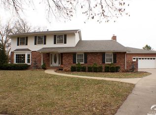 2800 Schwarz Rd, Lawrence, KS 66049