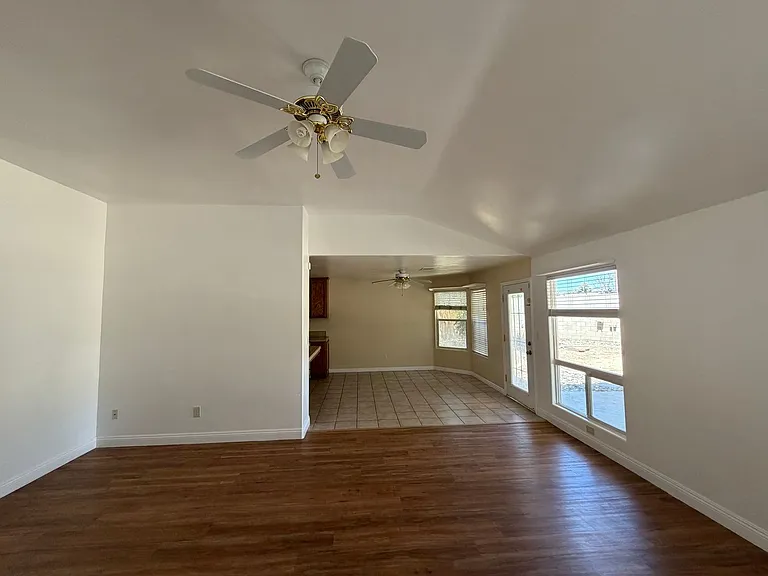 5800 Potenza Ln — Photo 11