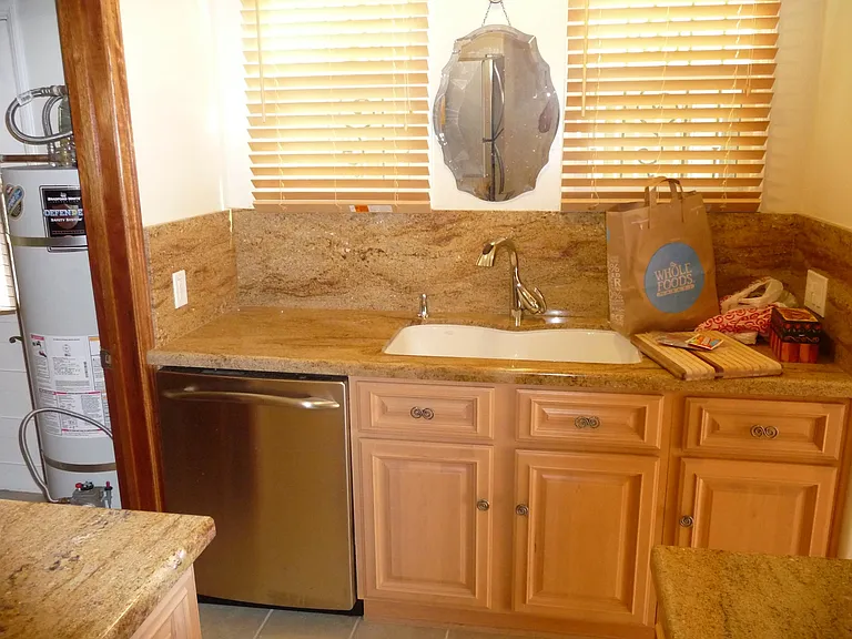 538 N Spaulding Ave #538 — Photo 16