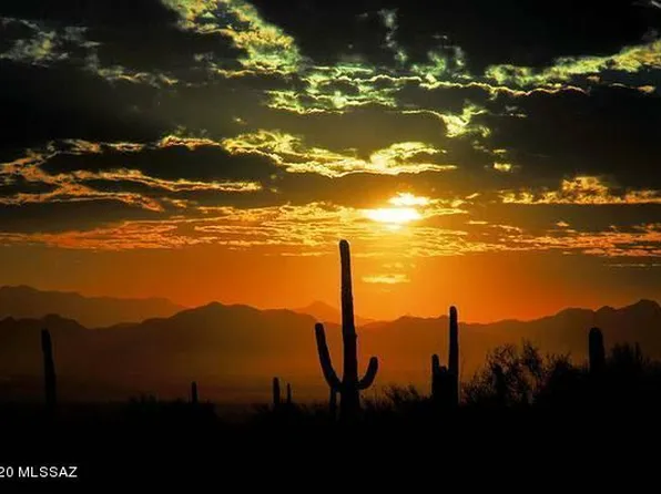 13667 W Manville Rd, Tucson, AZ 85743