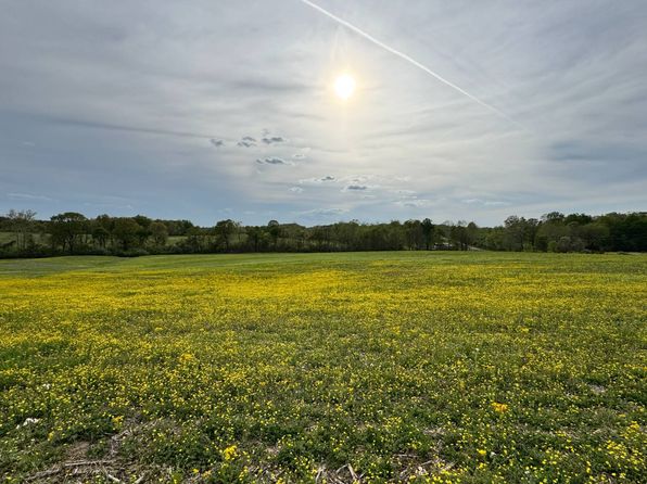 121 Decker Springs Rd, Elizabethtown, IL 62931