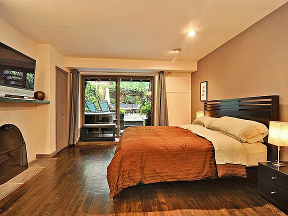 5th image of 428 W 23rd St APT 1A
