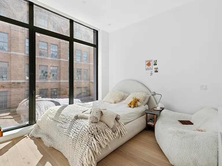 149 E 26th St #Penthouse 1 — Photo 7