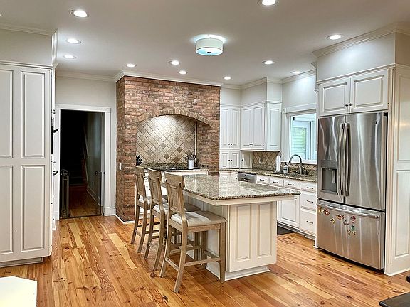 Kitchen with granite