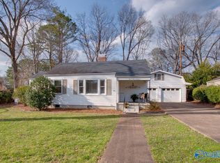 106 Surrey Rd SW, Huntsville, AL 35801