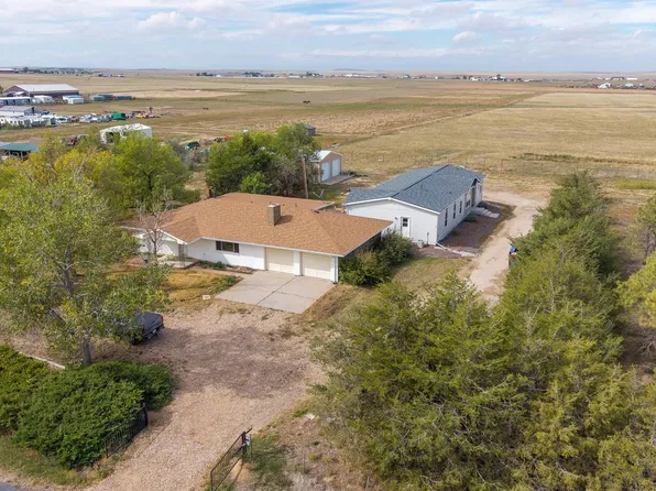 569 S Bonnie Ln, Watkins, CO 80137