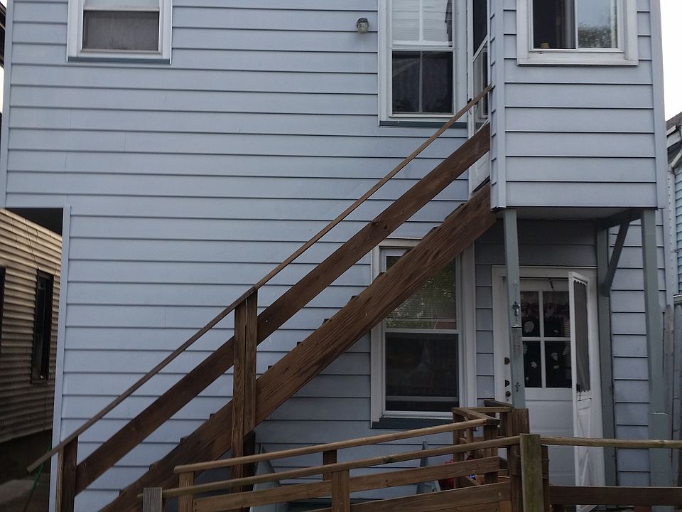 2nd image of 153 Stockton St