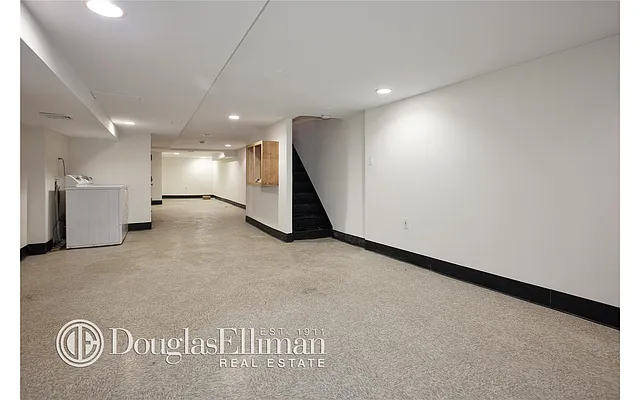 Rented by Douglas Elliman | media 32