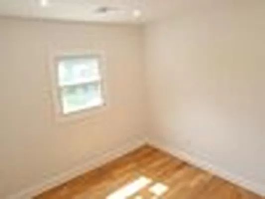 5th image of 107-66 166th St #1FAM