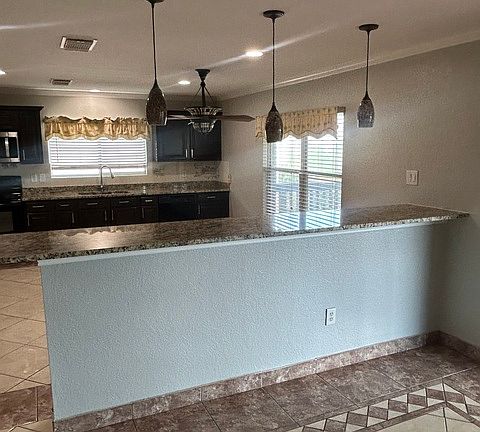 5th image of 14606 Mountainside Rdg