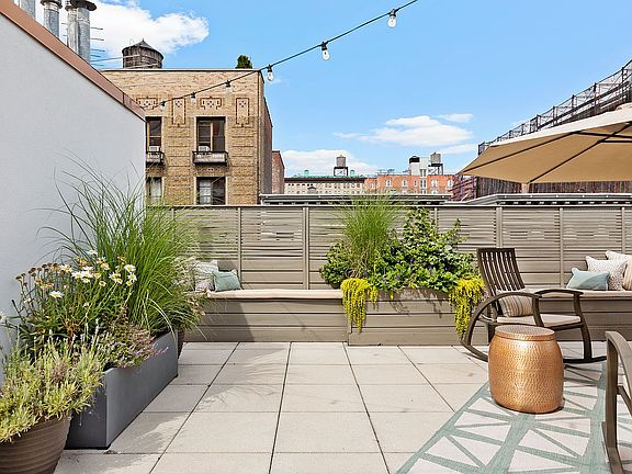 3rd image of 238 W 108th St Unit Penthouse