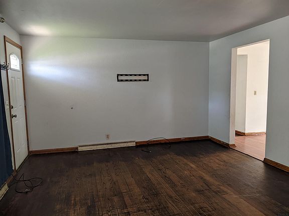 4th image of 2524 Ottawa Dr