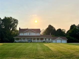 6429 Winding Tree Dr, New Carlisle, OH 45344
