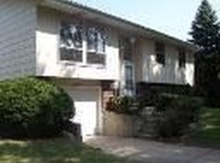 2406 Birch Ln, Rolling Meadows, IL 60008