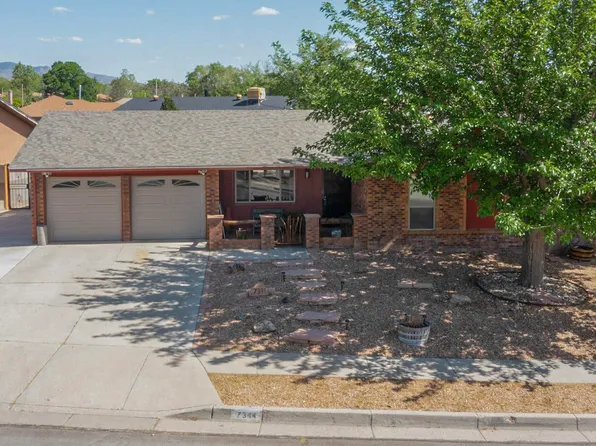 7344 Yorktown Ave NE, Albuquerque, NM 87109