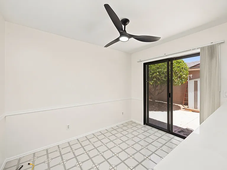 26009 S New Town Dr — Photo 10