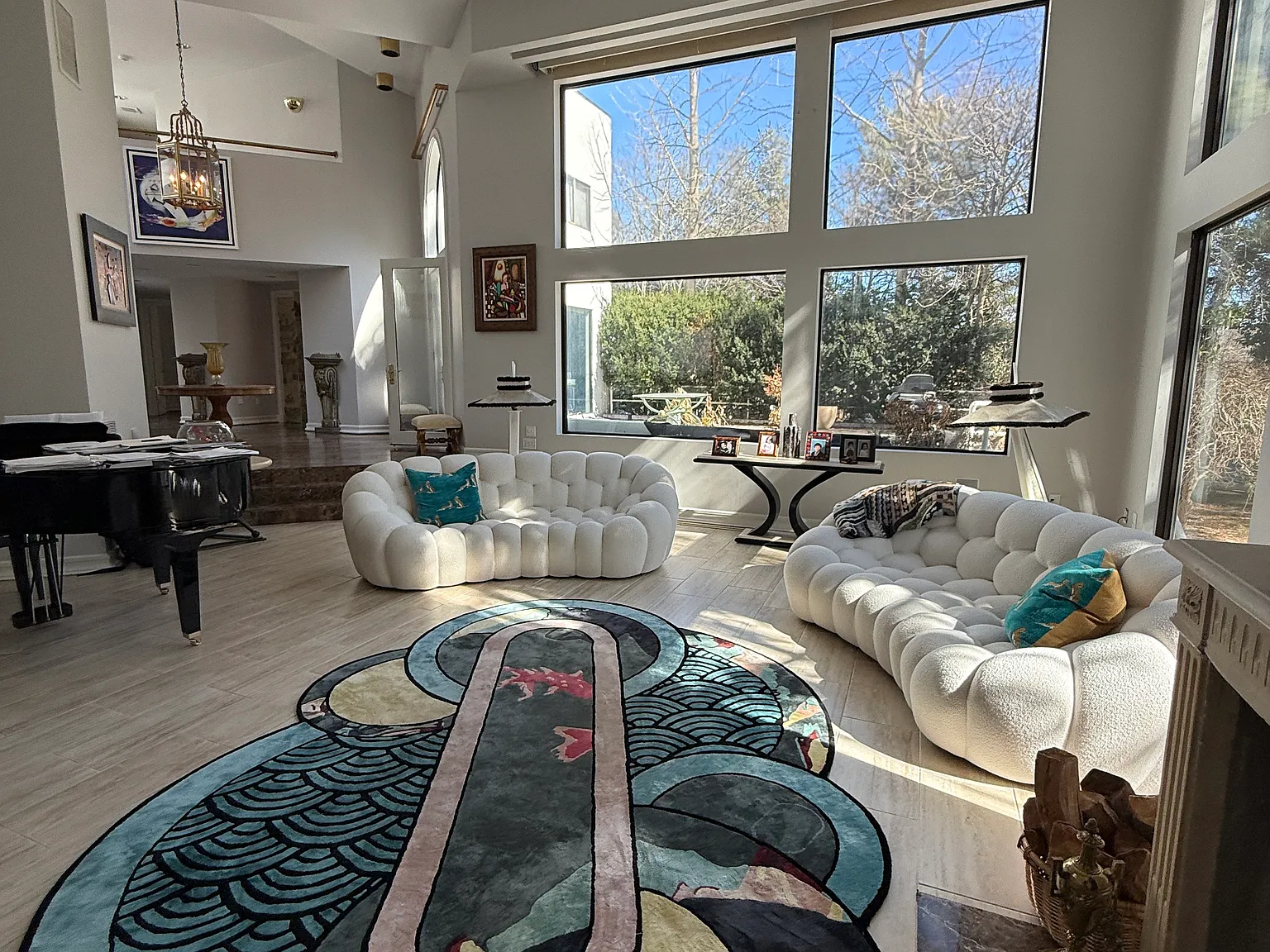 4 bed, 3.5 bath, 6000 sqft, $10,000 — Photo 2