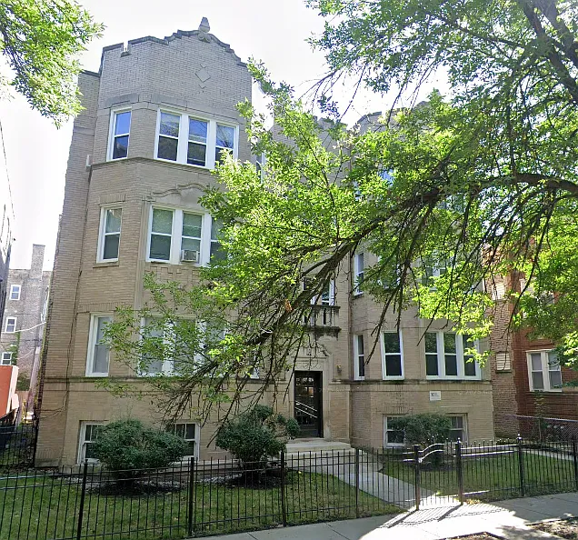 6437 N Leavitt St #1