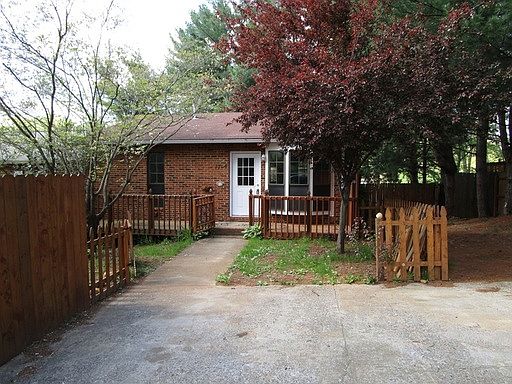 1st image of 1724 Todd Dr