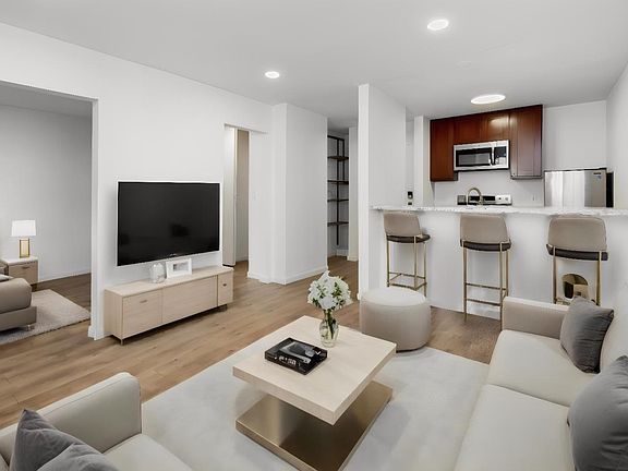 3rd image of 370 Imperial Way APT 114
