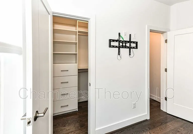 1868 Michael Faraday Dr — Photo 16