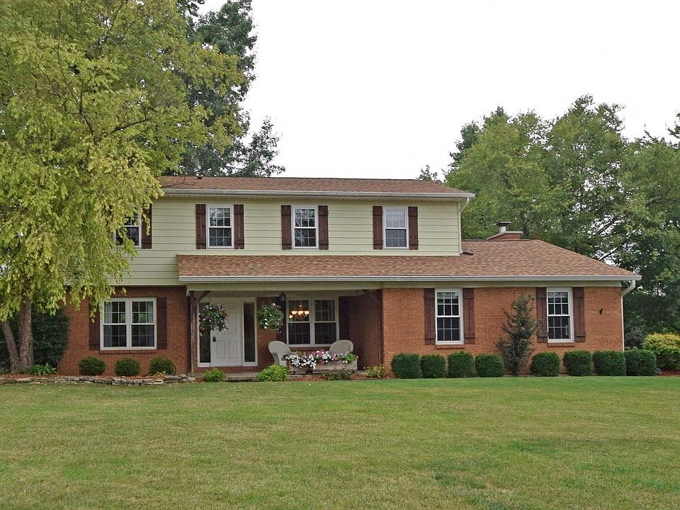 1st image of 3278 Triplecrown Dr