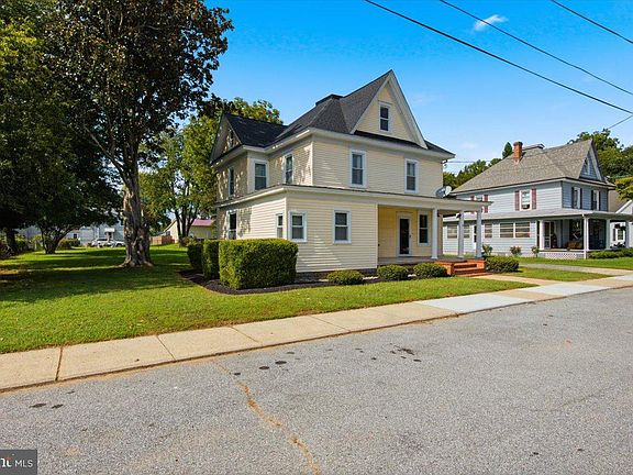 2nd image of 105 Noble Ave