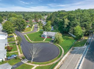 80 Gladiola Ct, Lakewood, NJ