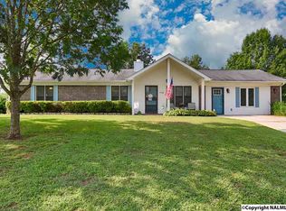 114 Thach Ln, Meridianville, AL 35759