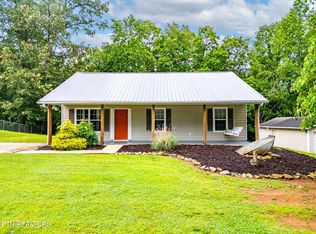 760 Pine Hollow Rd, Jacksboro, TN 37757