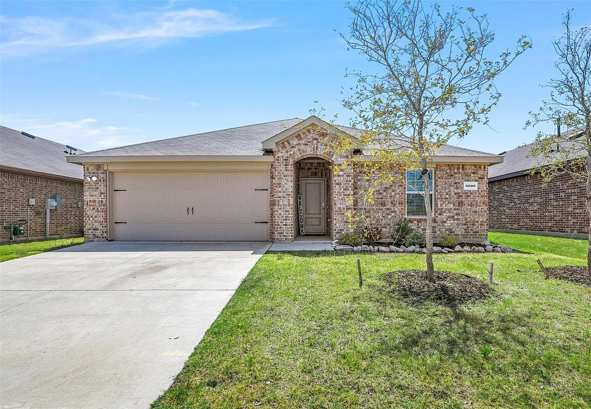 Building Photo - 3000 Buttonbush Dr