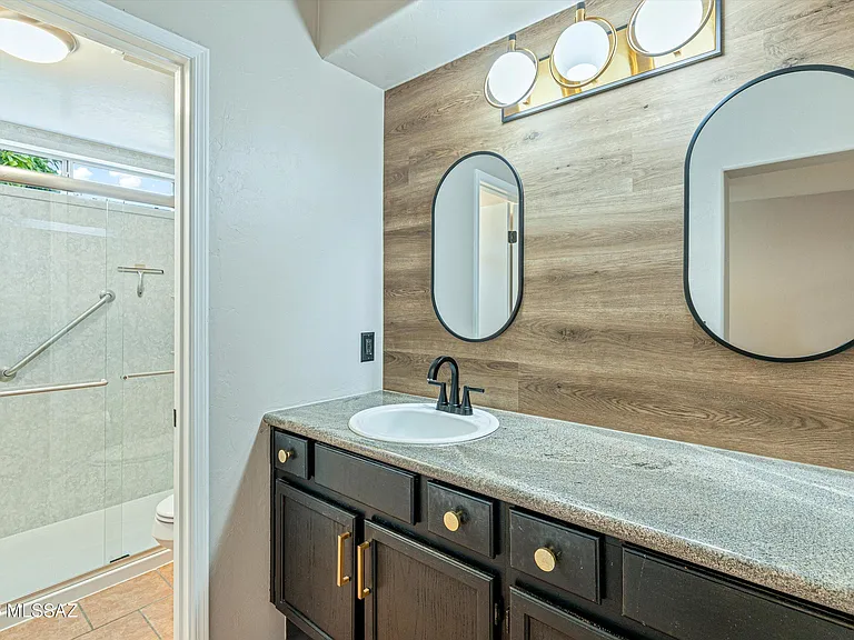 4354 E Samantha Dr — Photo 17