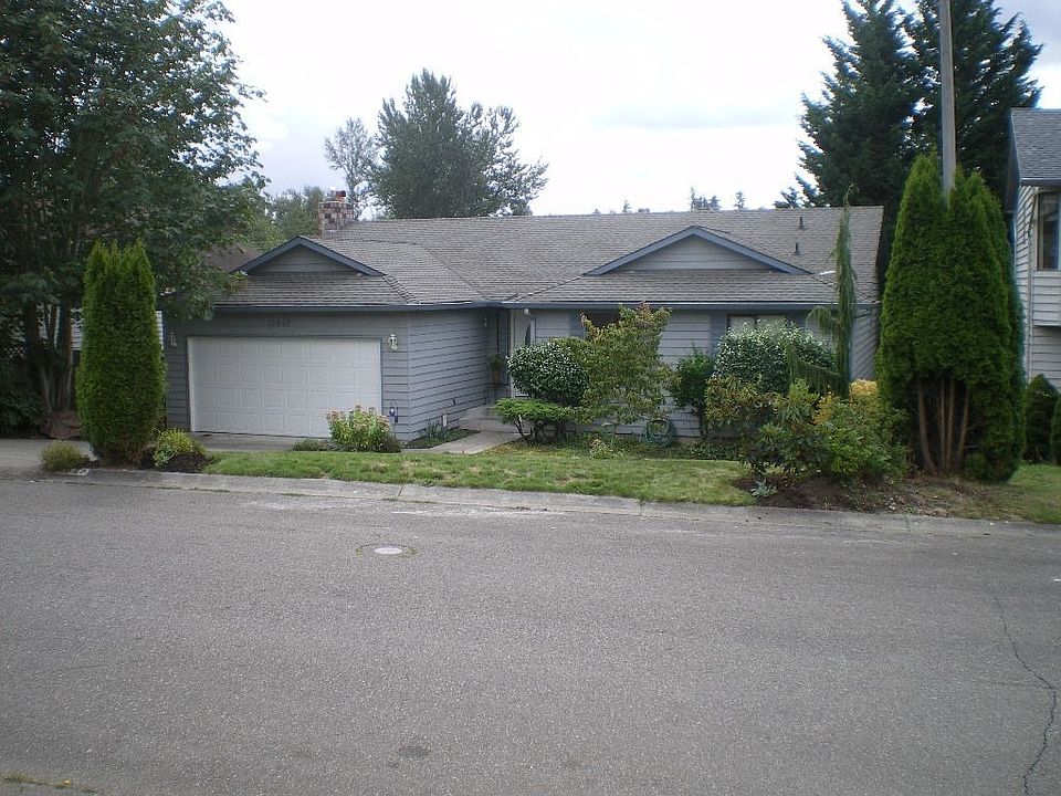 Hard to tell from this photo, but the front yard is landscaped