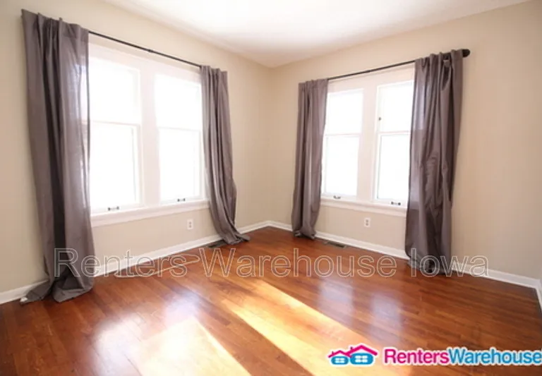 3724 University Ave — Photo 10