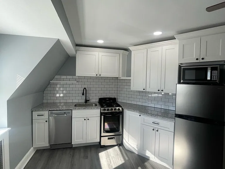 266 Shelmire St #8 — Photo 21